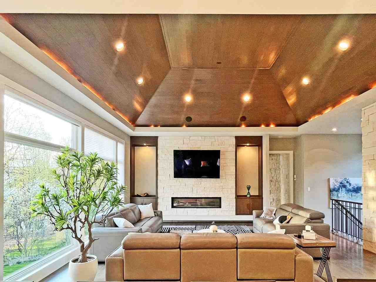 18359 Bearpath Trl - Photo 5 of 36