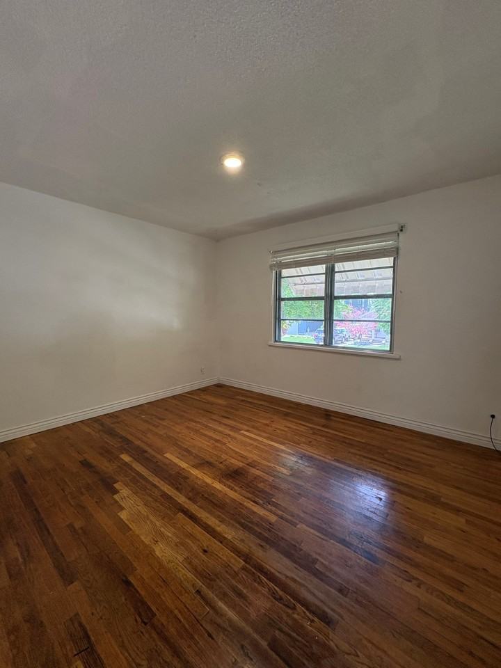 2739 S Melbourne St #2739 - Photo 5 of 22