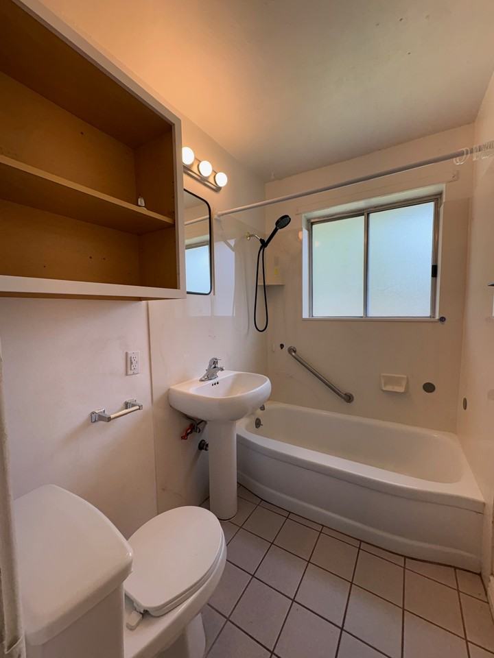 2739 S Melbourne St #2739 - Photo 7 of 22