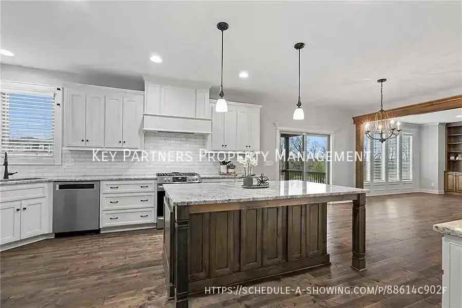 16657 S Chalet Dr - Photo 5 of 36