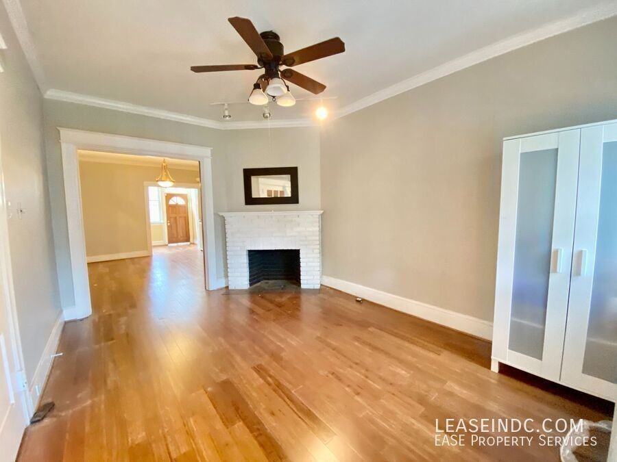 1424 Oak St Nw - Photo 4 of 32