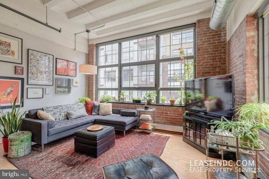 1401 Church St Nw #323 - Photo 2 of 13