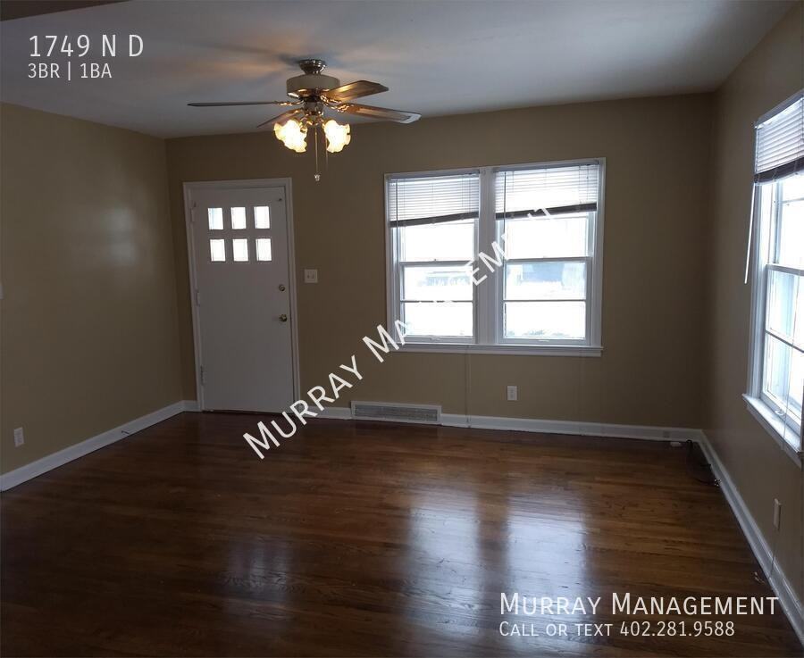 1749 N D St - Photo 4 of 15