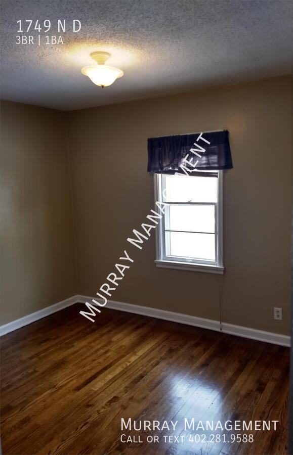 1749 N D St - Photo 7 of 15