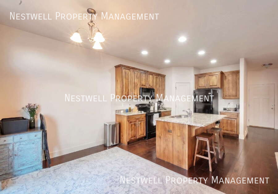 4159 N Fremont Dr - Photo 5 of 33