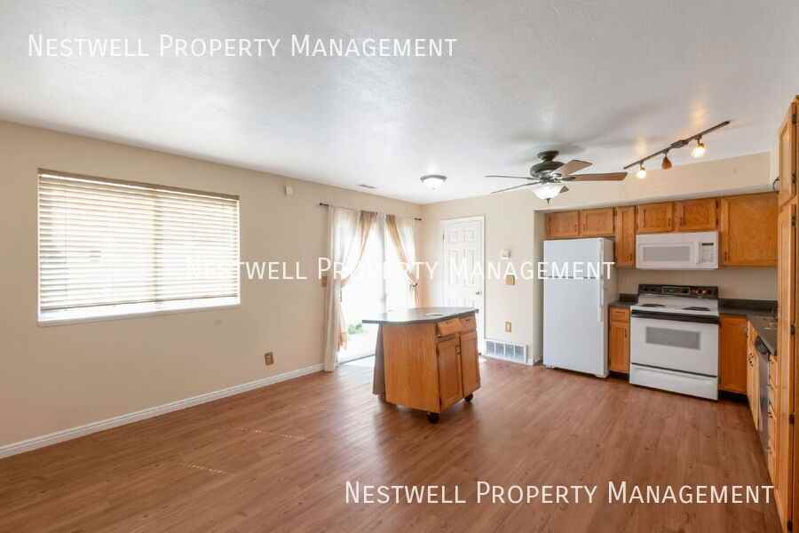 4763 W Piagentini Way - Photo 4 of 20