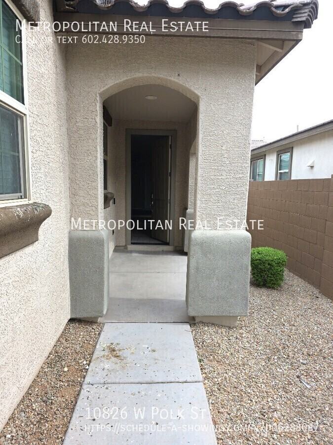 10826 W Polk St - Photo 3 of 21