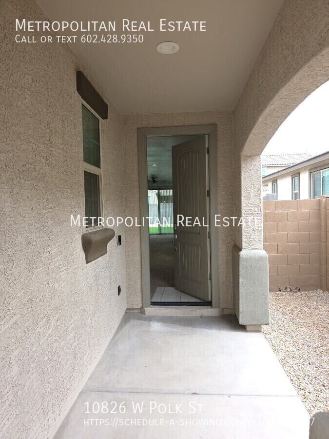 10826 W Polk St - Photo 4 of 21