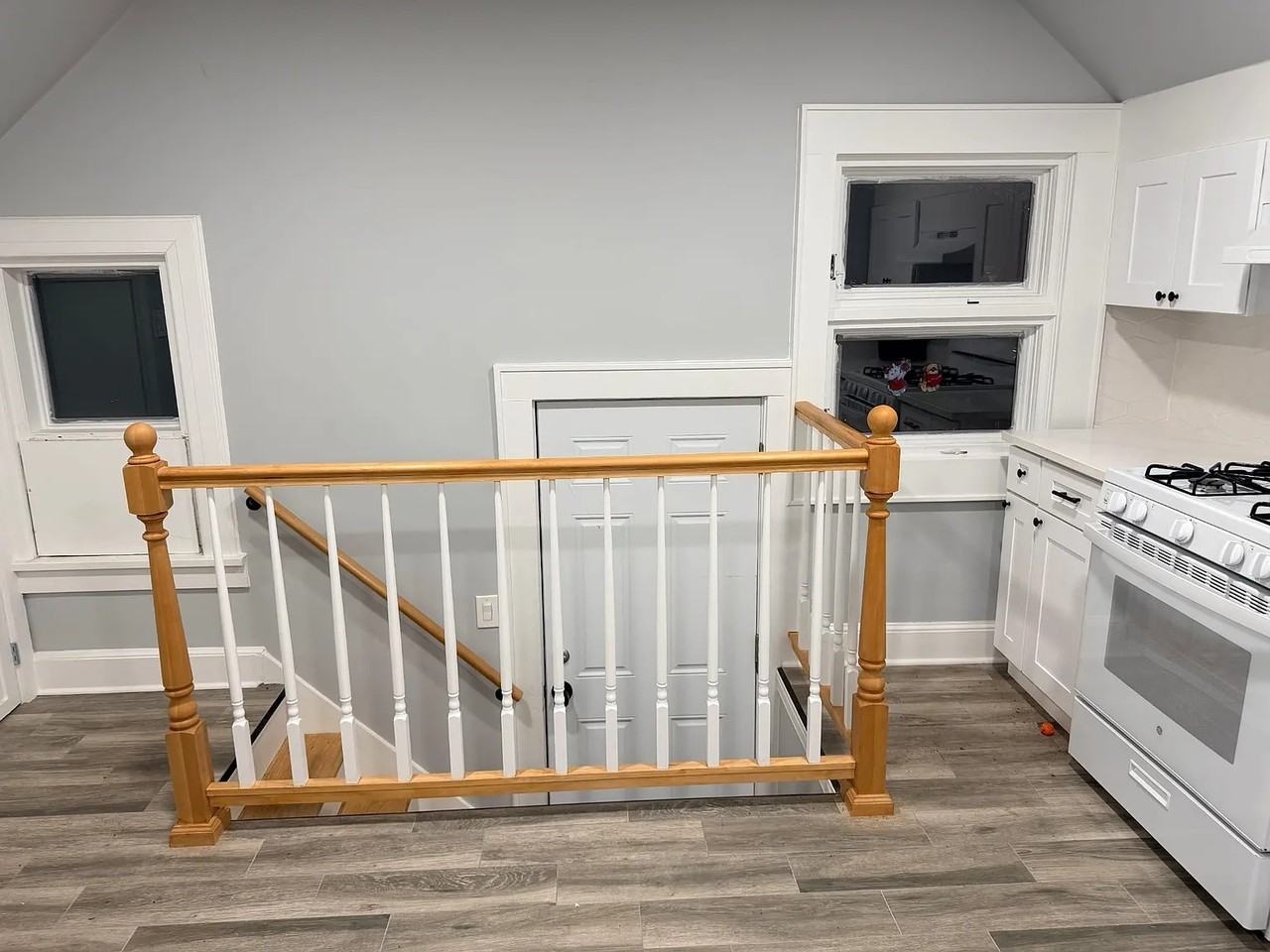 1330 Ratzer Road - Photo 3 of 7