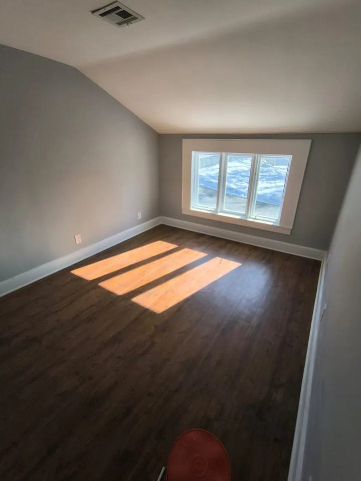 1330 Ratzer Road - Photo 5 of 7