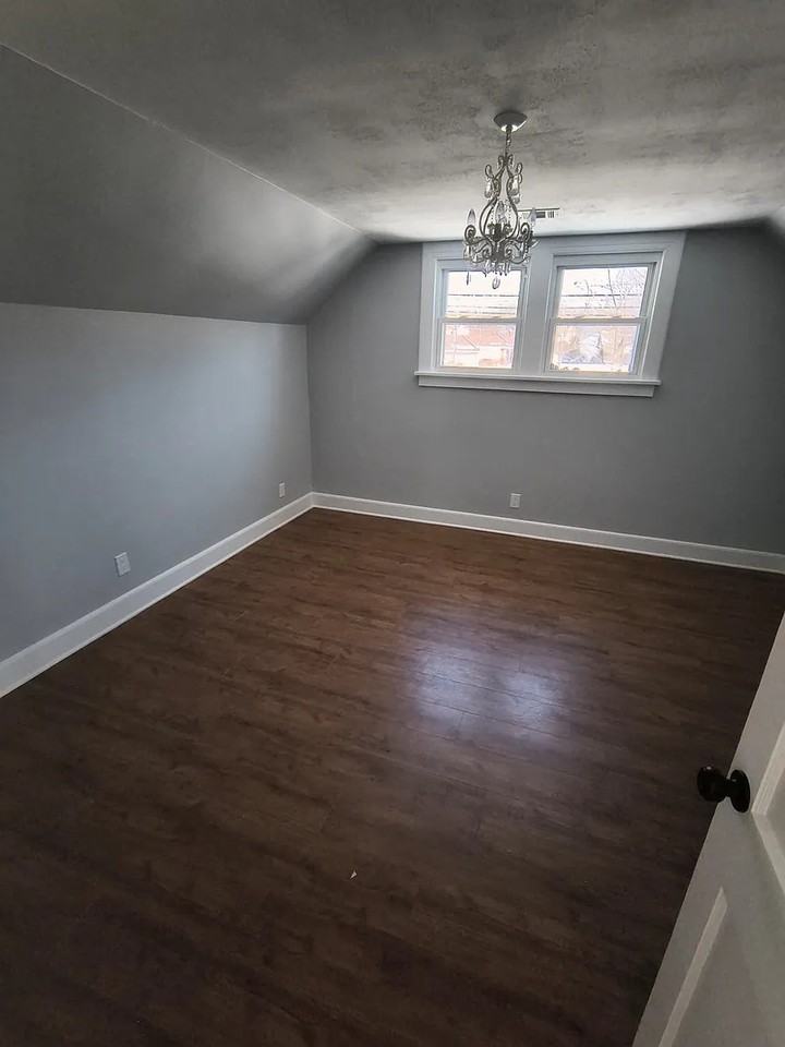 1330 Ratzer Road - Photo 6 of 7
