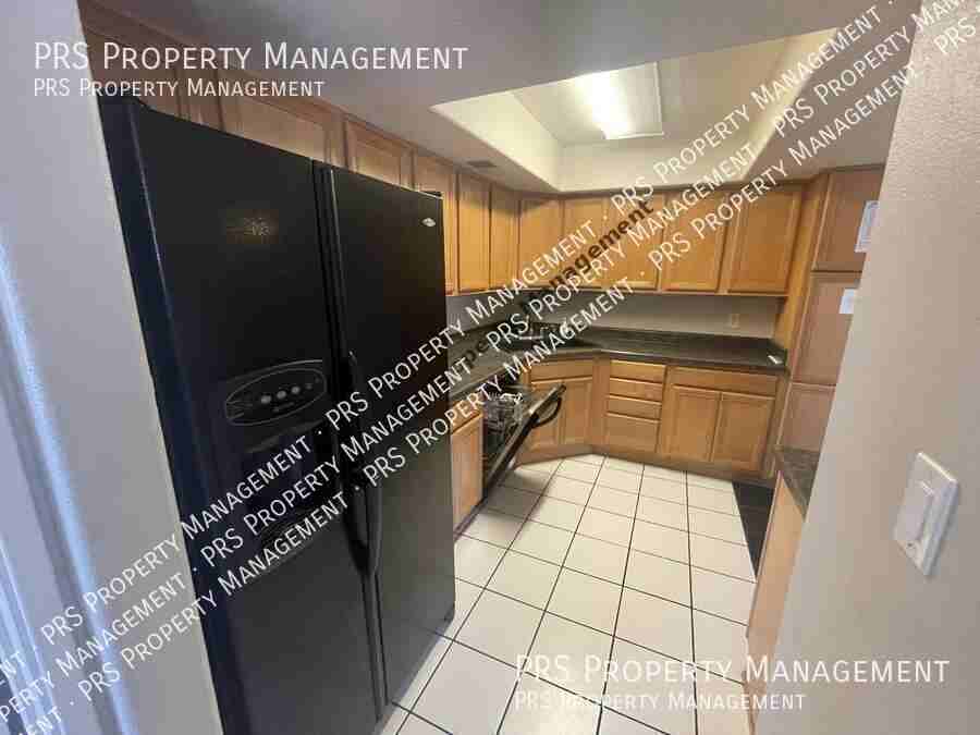2544 W Isabella Ave - Photo 5 of 15
