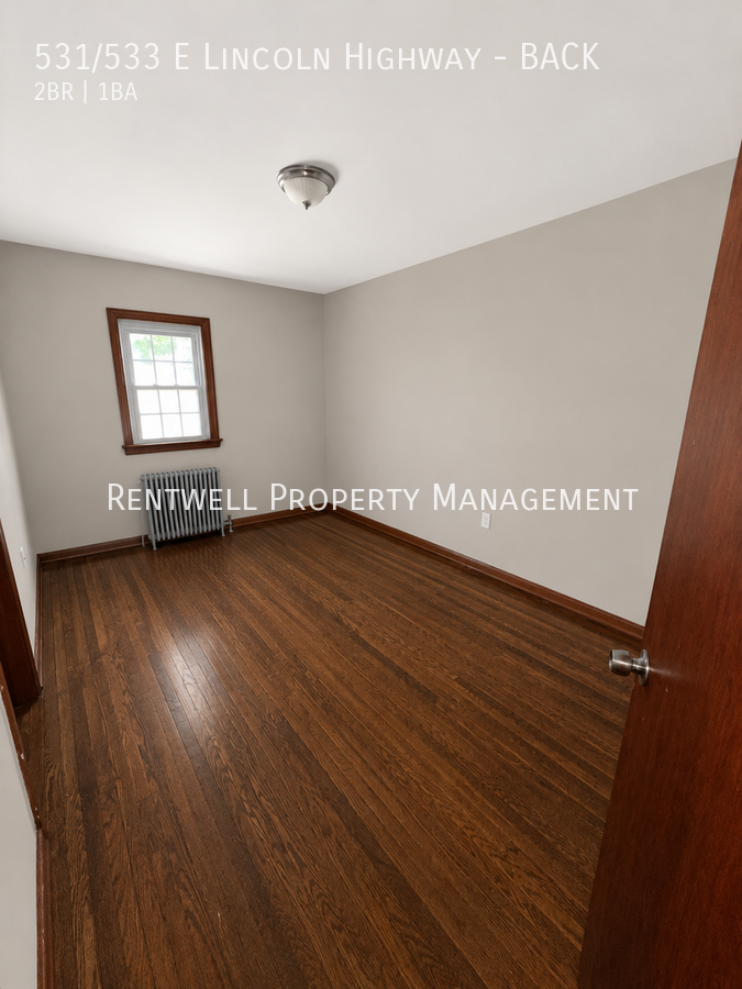 531/533 E Lincoln Highway #BACK - Photo 4 of 6