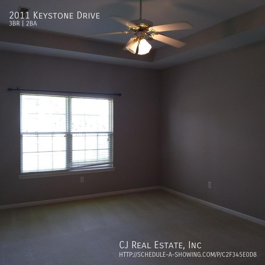2011 Keystone Dr - Photo 5 of 9
