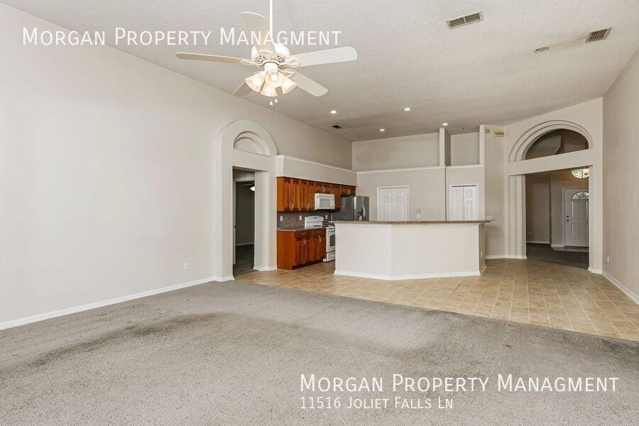 11516 Joliet Falls Ln - Photo 5 of 21