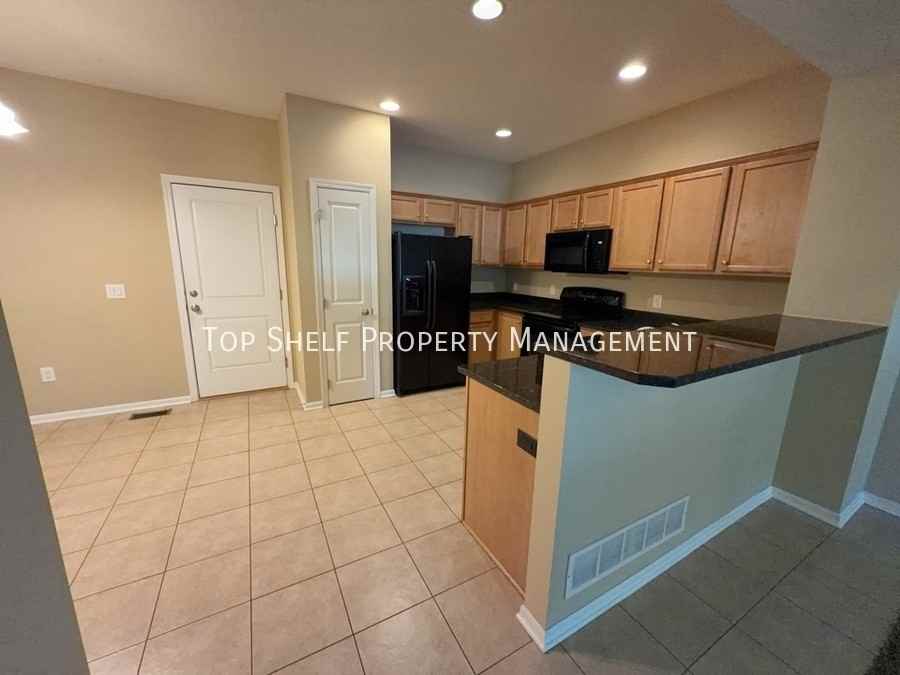 3707 Ne Marissa Ln - Photo 4 of 15