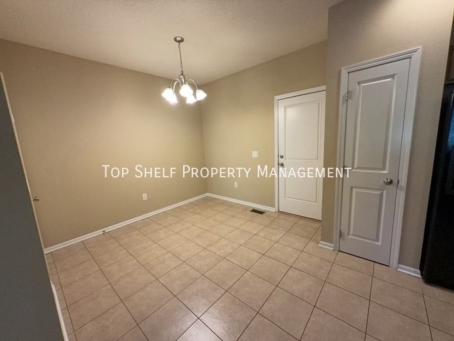 3707 Ne Marissa Ln - Photo 5 of 15