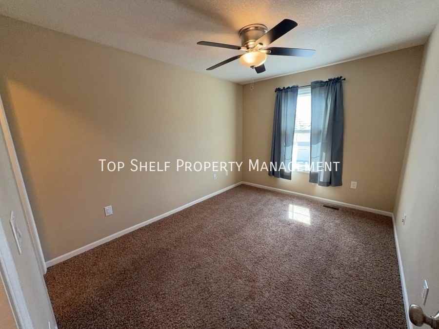 3707 Ne Marissa Ln - Photo 6 of 15