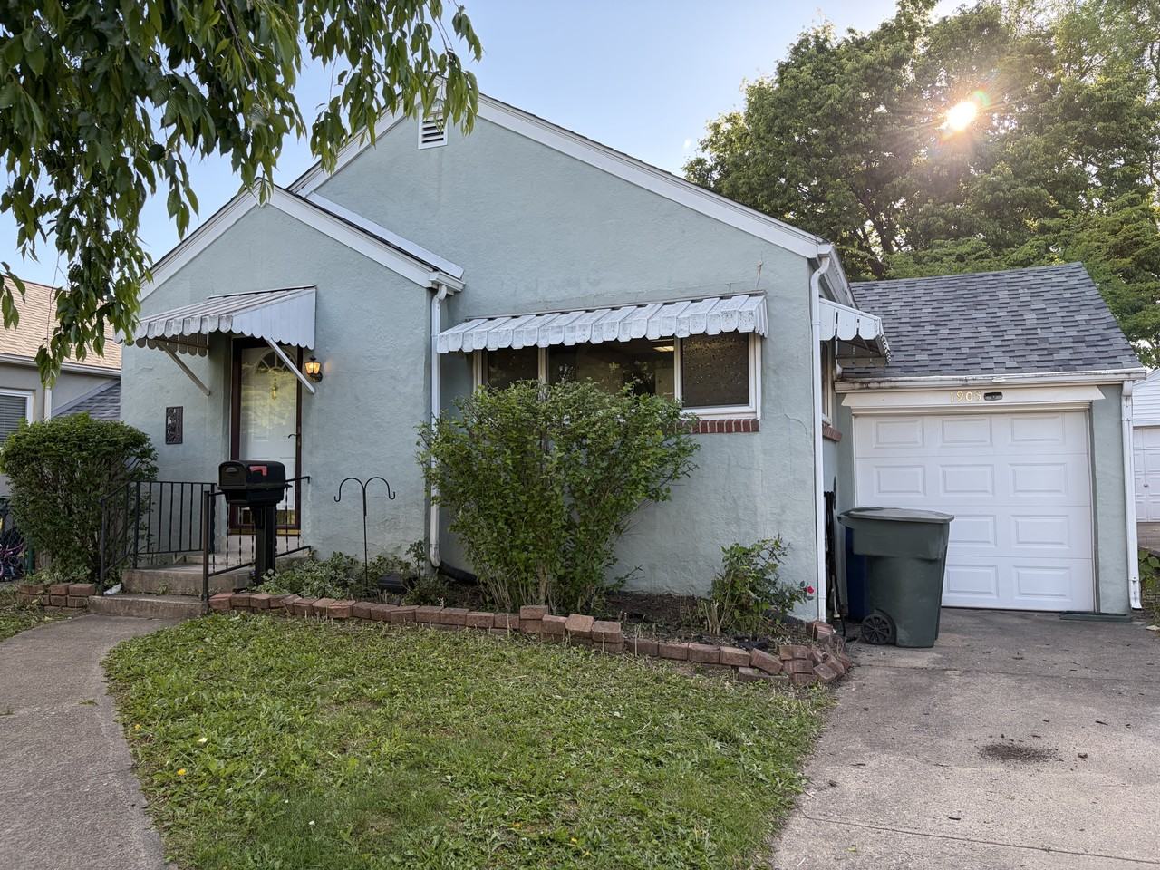 1905 Coventry Rd #NA - Photo 2 of 15