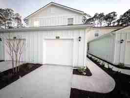 featured image of 100 Vero Dr #100