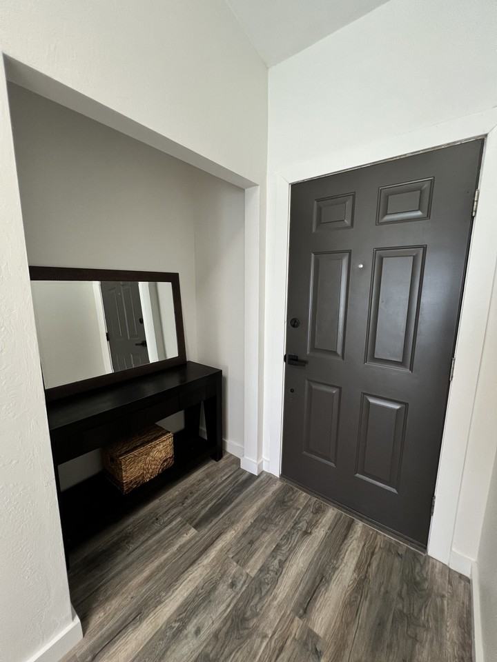135 Se 30th St #NA - Photo 3 of 16