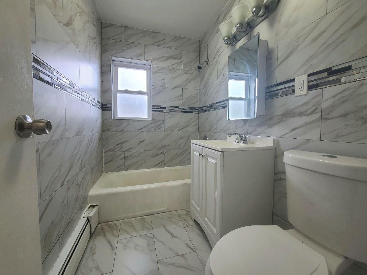 479 Roseville Ave #1 - Photo 3 of 6