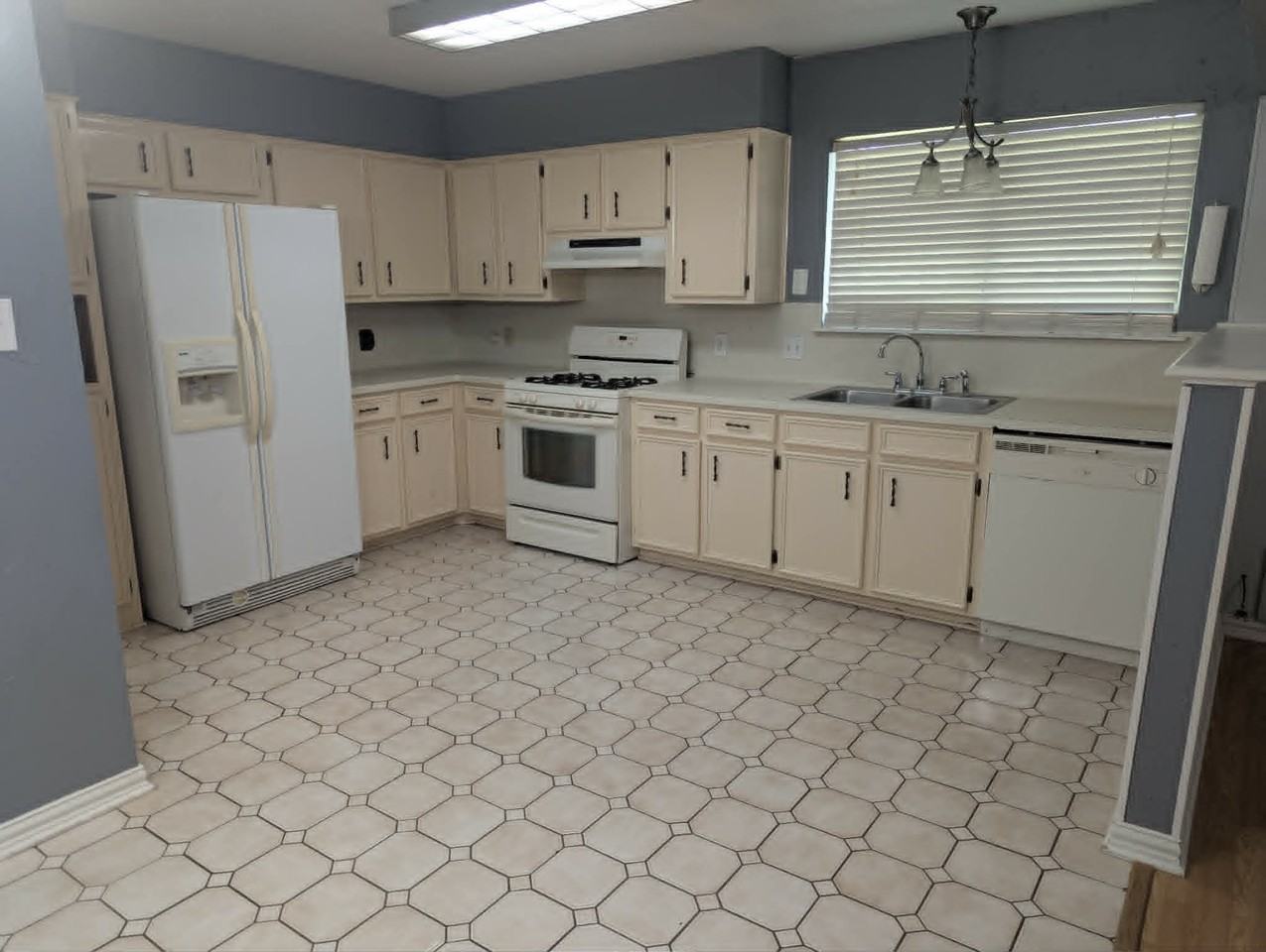 617 Hardy Ave #NA - Photo 3 of 12