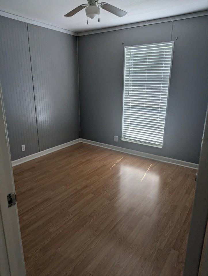 617 Hardy Ave #NA - Photo 7 of 12