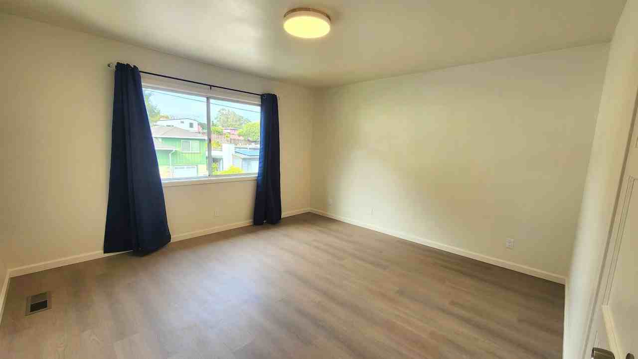 137 Adrian Ave #NA - Photo 6 of 14