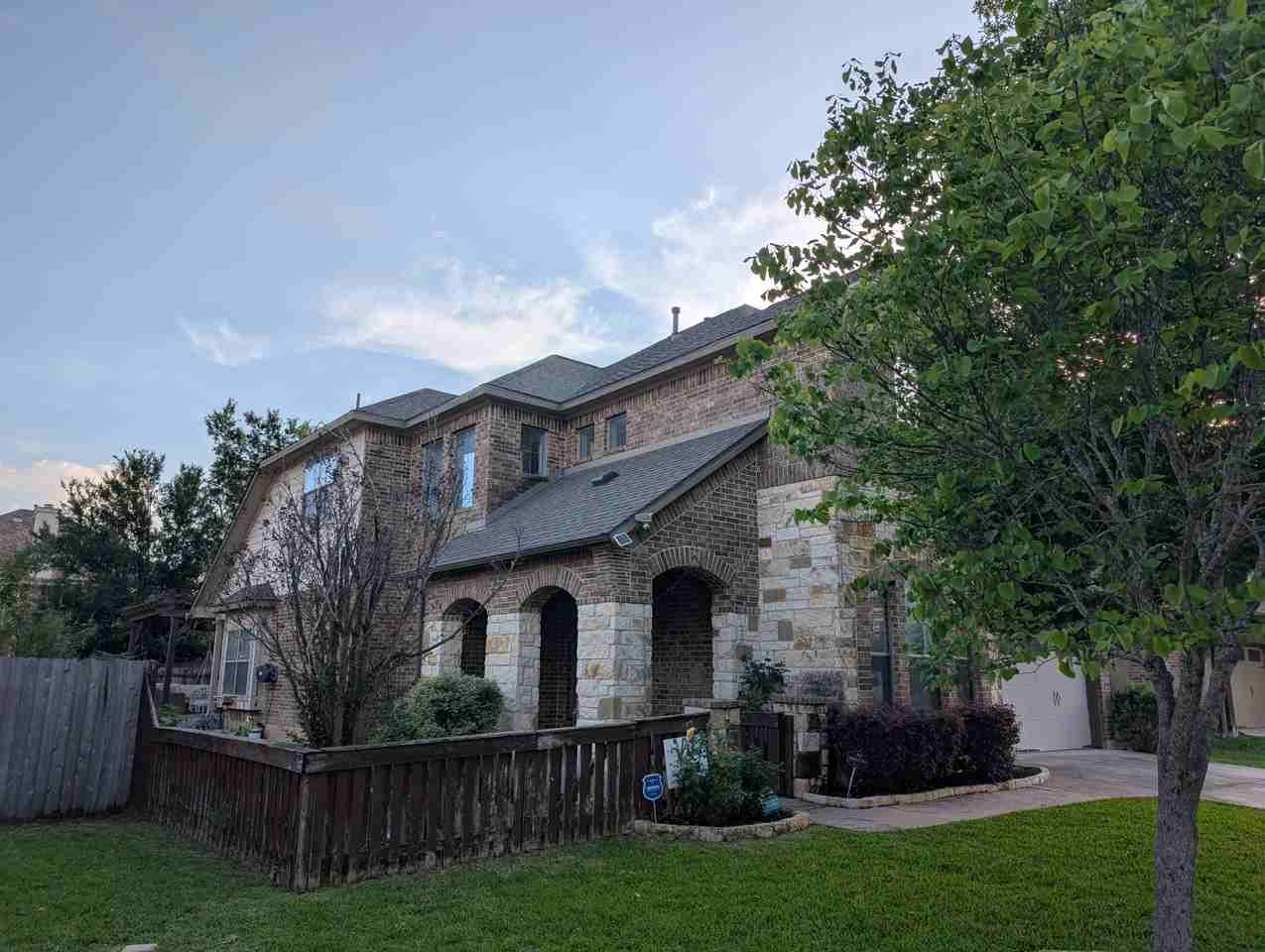 2729 Mirasol Loop #NA - Photo 2 of 27