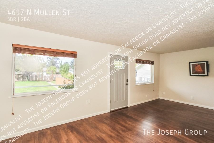 4617 N Mullen St - Photo 3 of 20