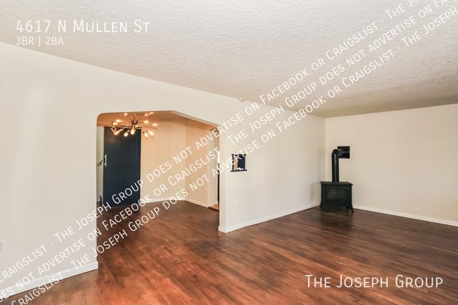 4617 N Mullen St - Photo 4 of 20