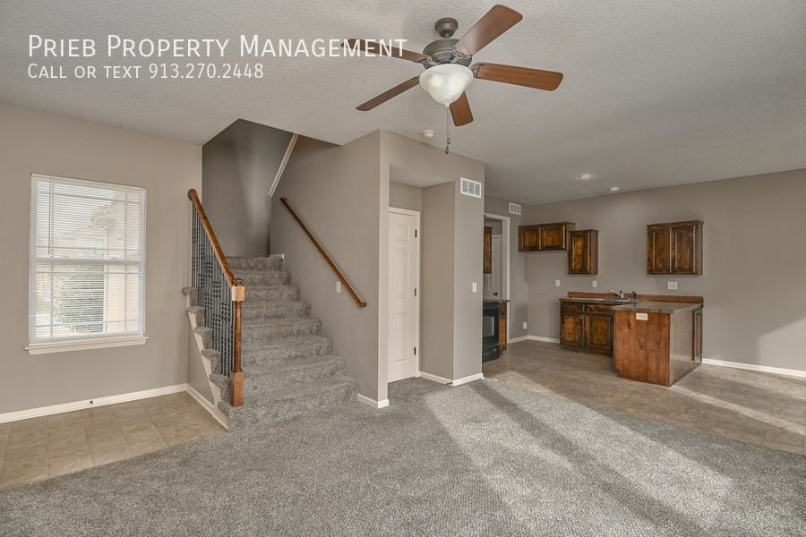 2172 W Forest Dr - Photo 3 of 23