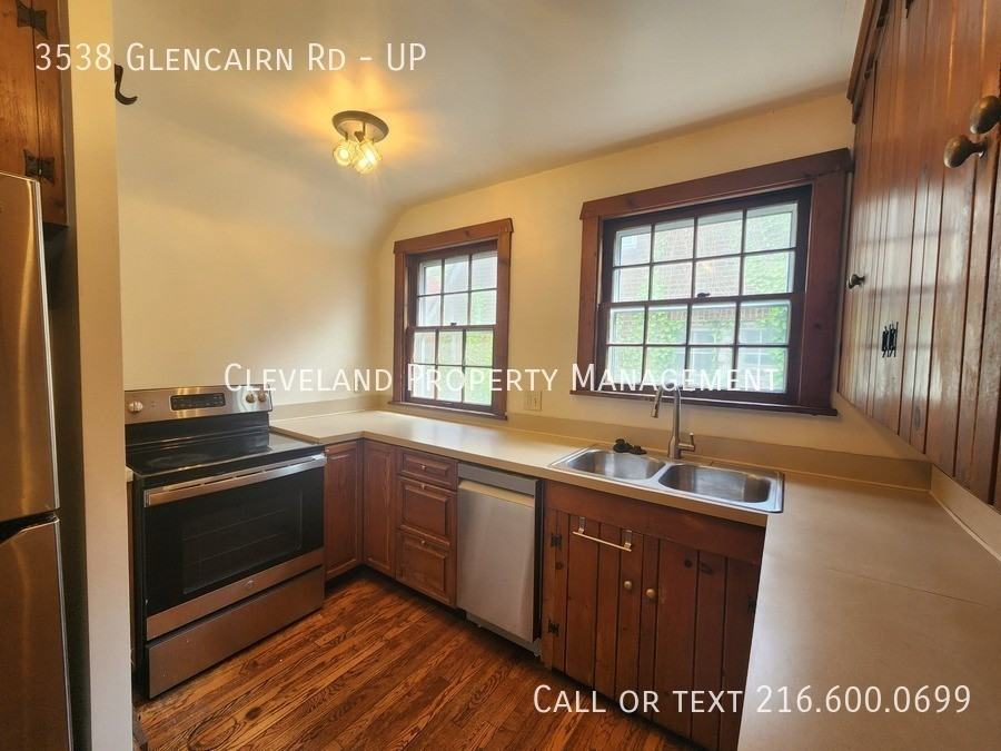 3538 Glencairn Rd #UP - Photo 3 of 20