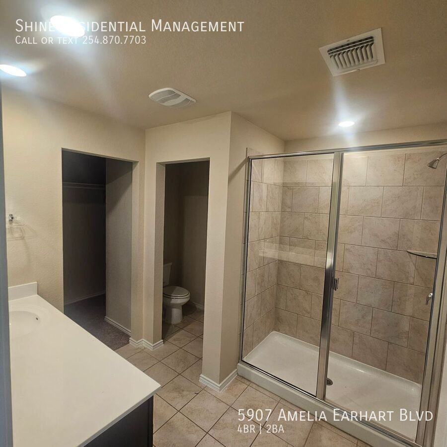 5907 Amelia Earhart Blvd - Photo 6 of 9