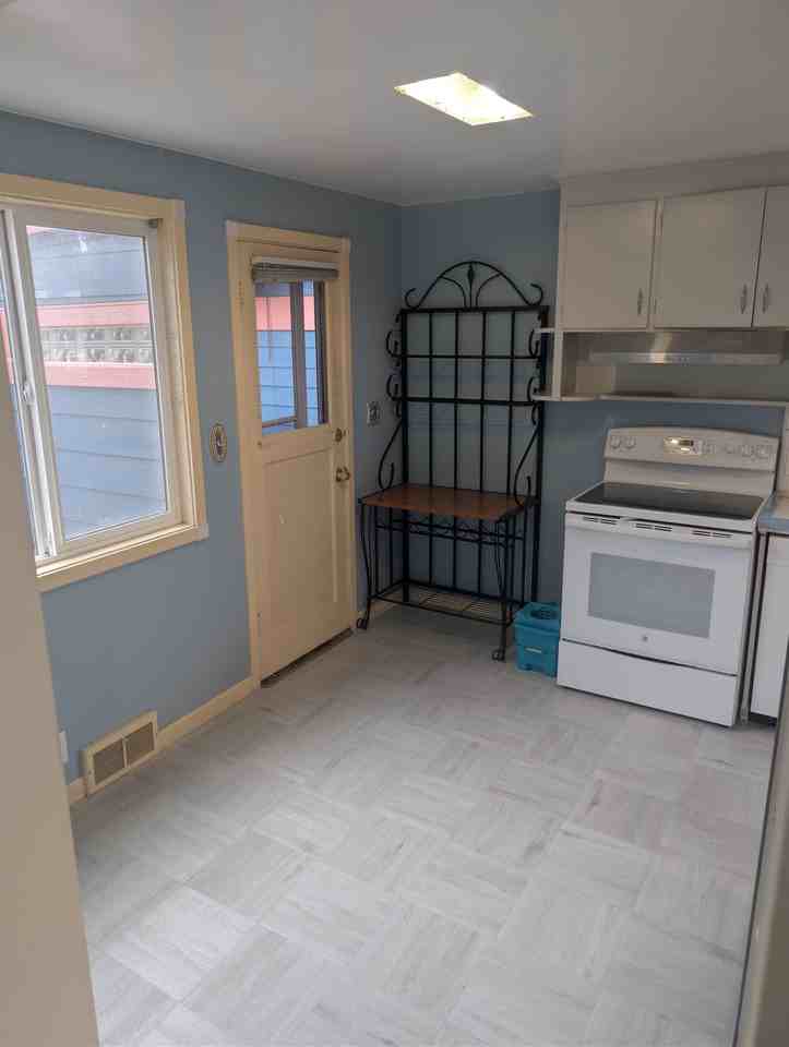 10052 12th Ave Nw #NA - Photo 4 of 19