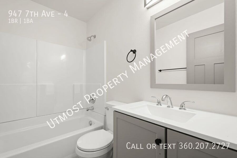 947 7th Ave #4 - Photo 2 of 9