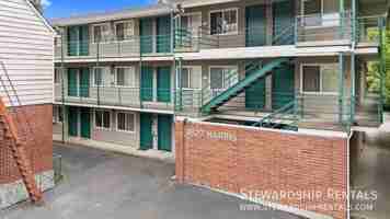 featured image of 1827 Harris St #303M