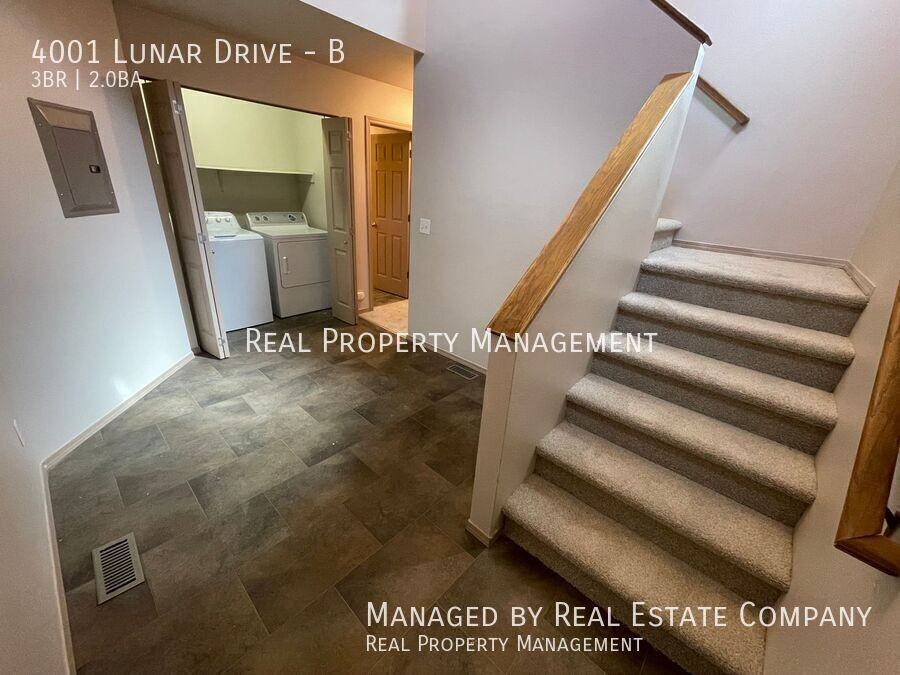 4001 Lunar Dr #B - Photo 5 of 20