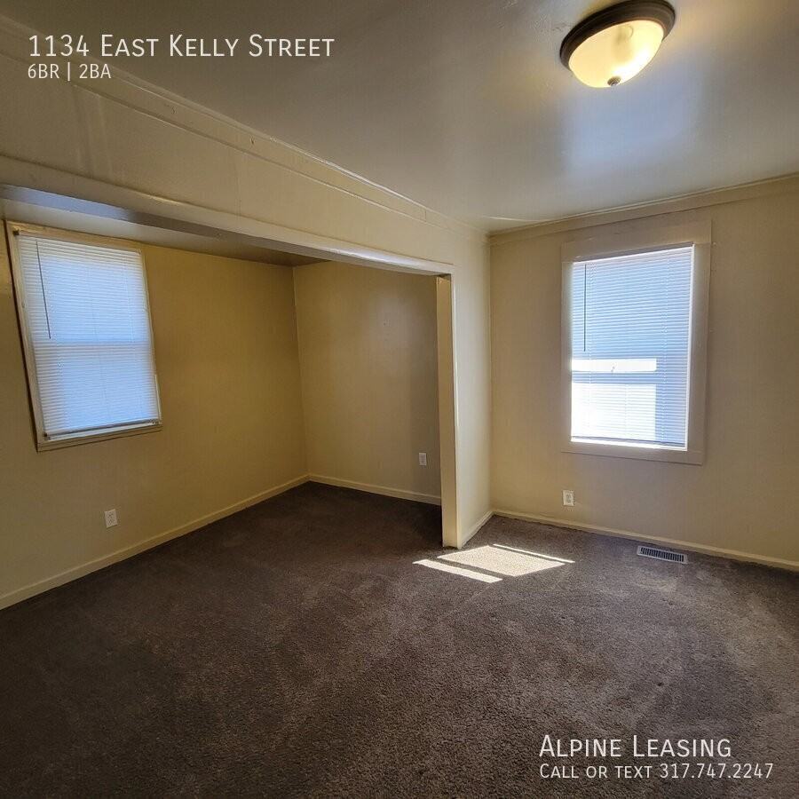 1134 E Kelly St - Photo 3 of 12
