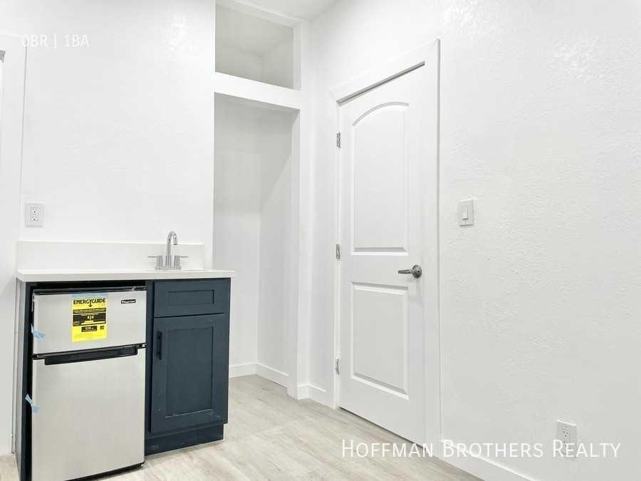 2826 Darwin Ave #C - Photo 5 of 6