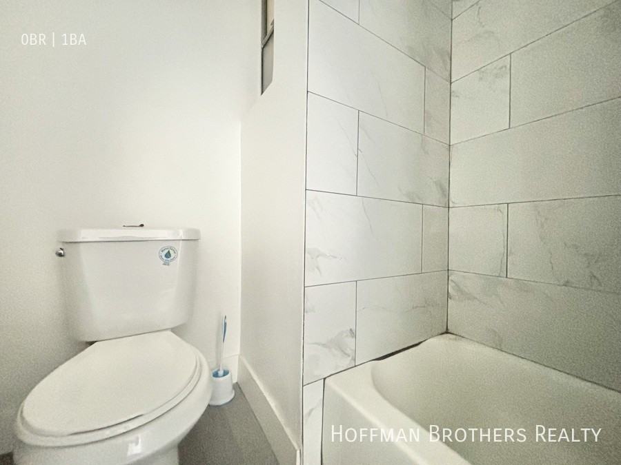 5179 S Western Ave #201 - Photo 7 of 8