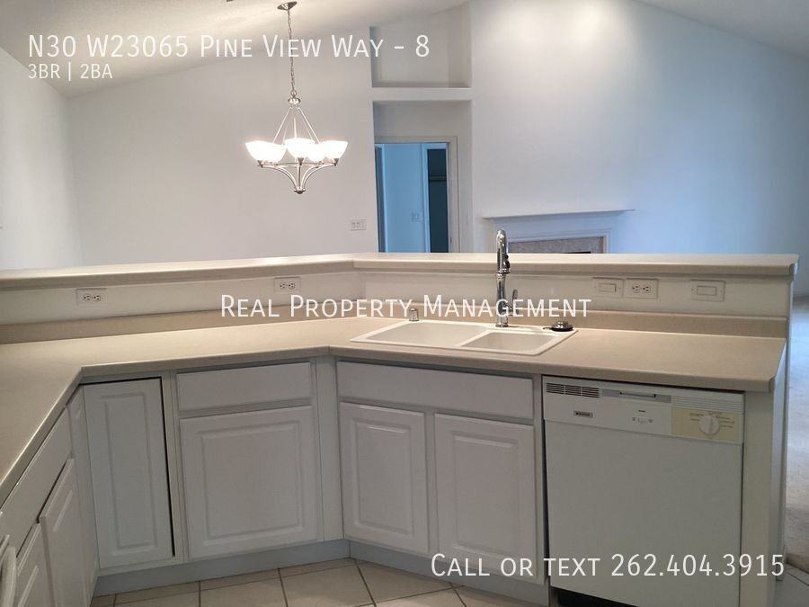 N30W23065 Pineview Way #8 - Photo 7 of 28