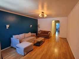 featured image of 615 E 55th St #1stFL