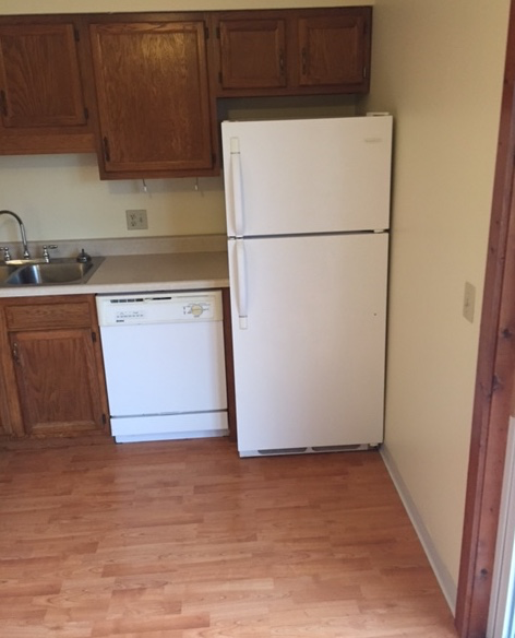 1895 E Shore Dr #C4 - Photo 4 of 17