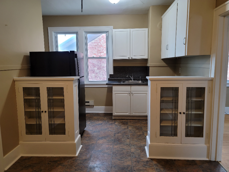 404 N Minnesota St #4 - Photo 3 of 12
