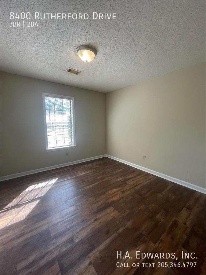 8400 Rutherford Dr - Photo 7 of 10