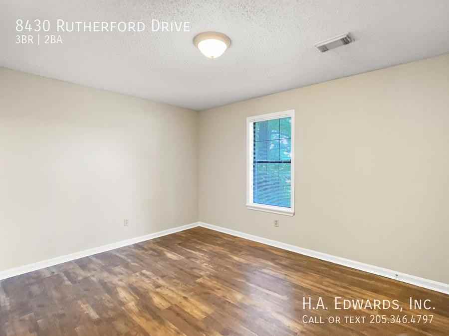 8430 Rutherford Dr - Photo 6 of 16