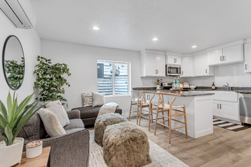 1296 Southeast #BS - Photo 2 of 12