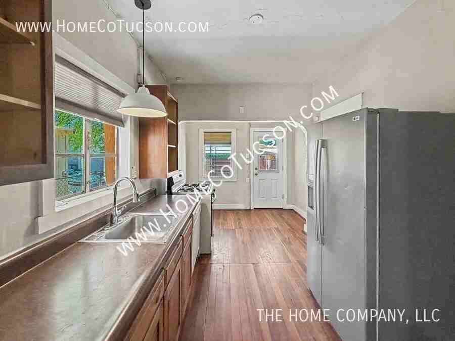 544 E Speedway Blvd - Photo 6 of 24